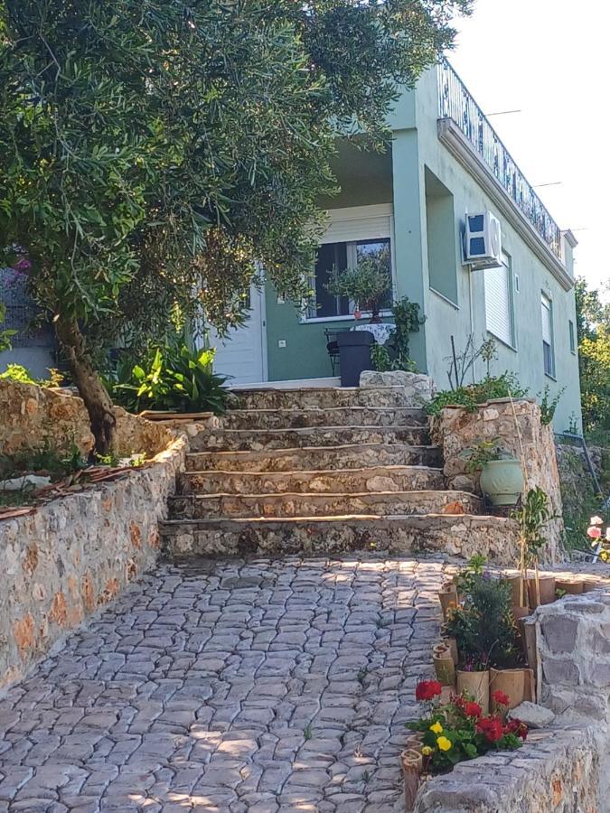 G.Tzanis Luxury Apartments Parga Dış mekan fotoğraf